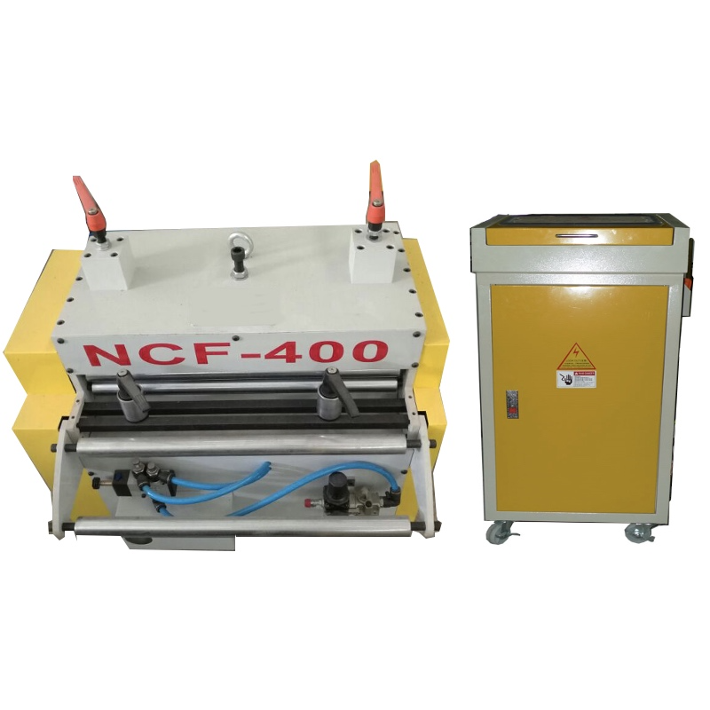 เครื่องป้อนลูกกลิ้ง Servo NC