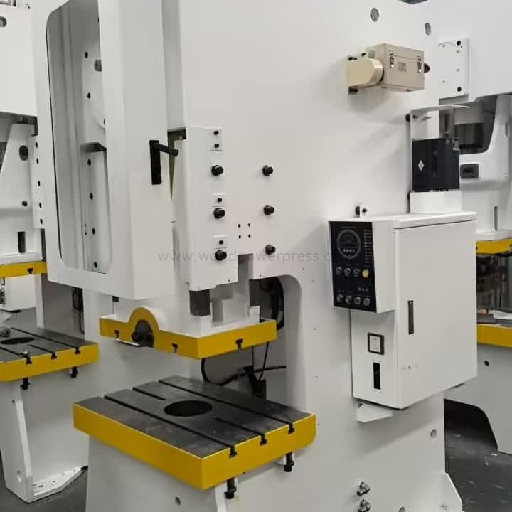 JH21-63L ความยาวจังหวะการกดที่ปรับได้พร้อมความจุ 63TON