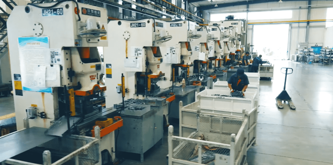 C กรอบกดสำหรับชิ้นส่วนไฟฟ้าขนาดเล็ก